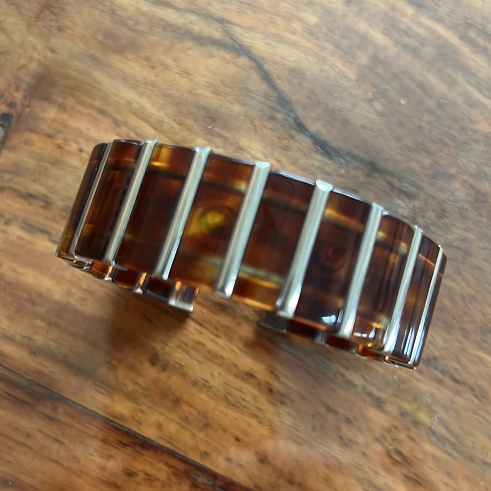 Magnet Bangle Bracelet with Faux Tortoise Shell Excellent Condition, 10/10